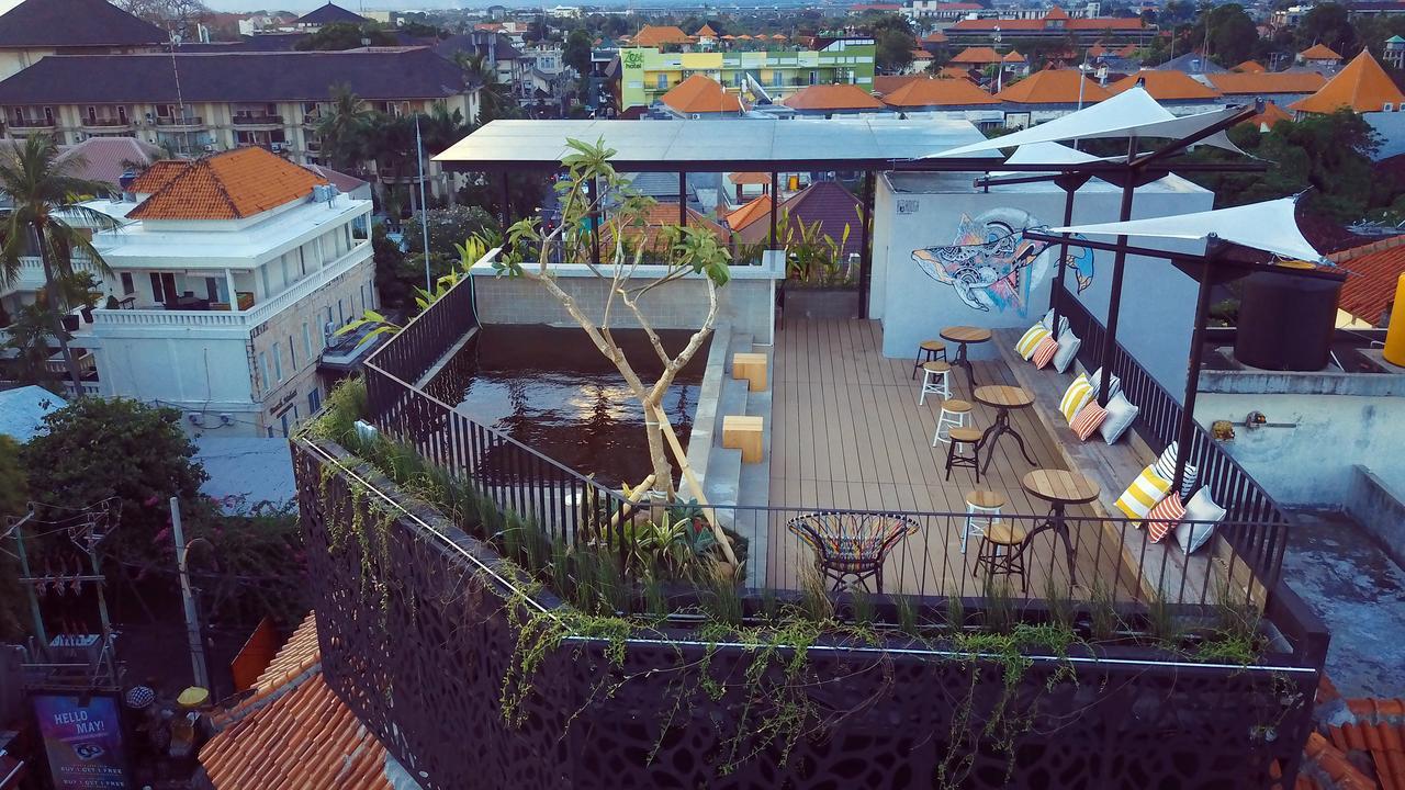 Borough Capsule Bali Auberge de jeunesse Legian